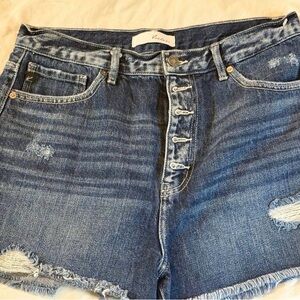 KanCan Dark Wash Jean Shorts. size XL - EUC - Designer Jean Shorts